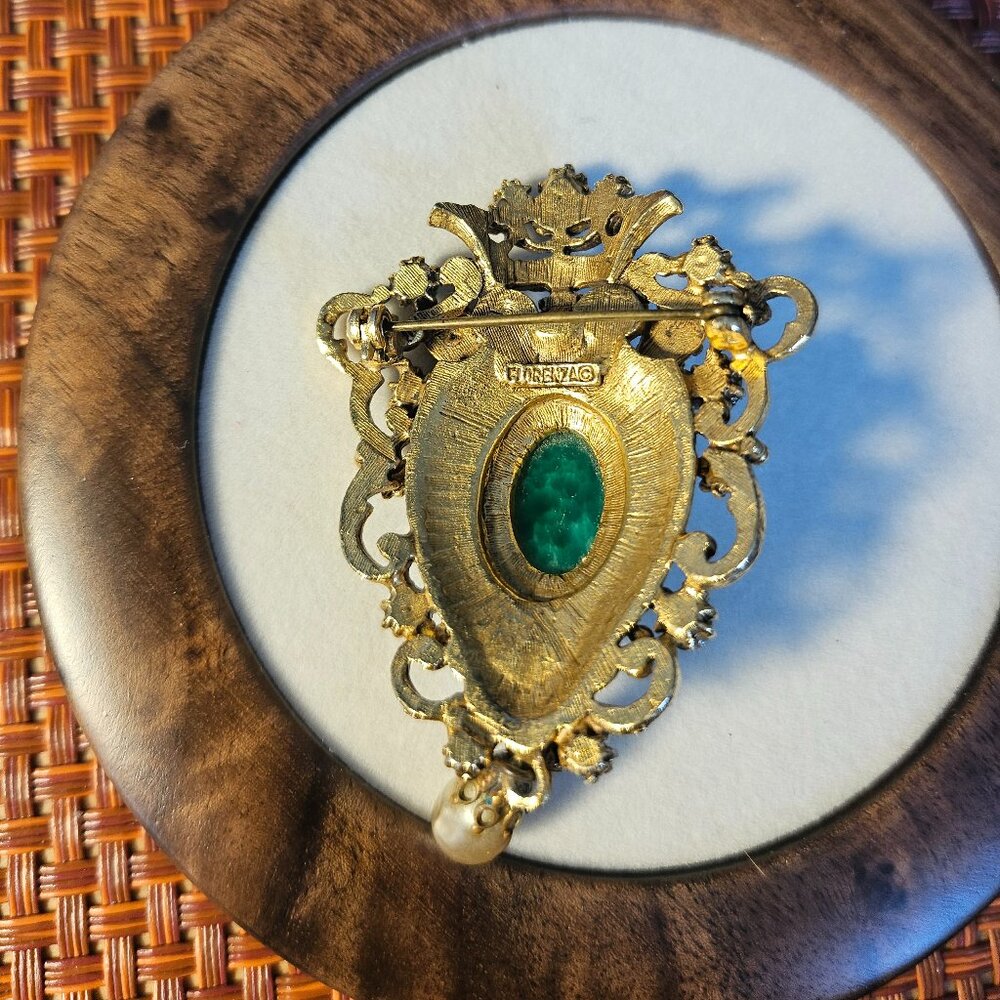 Vintage Florenza 1960 Faux Jade/Pearl and Rhinstone Brooch - Picture 3 of 4